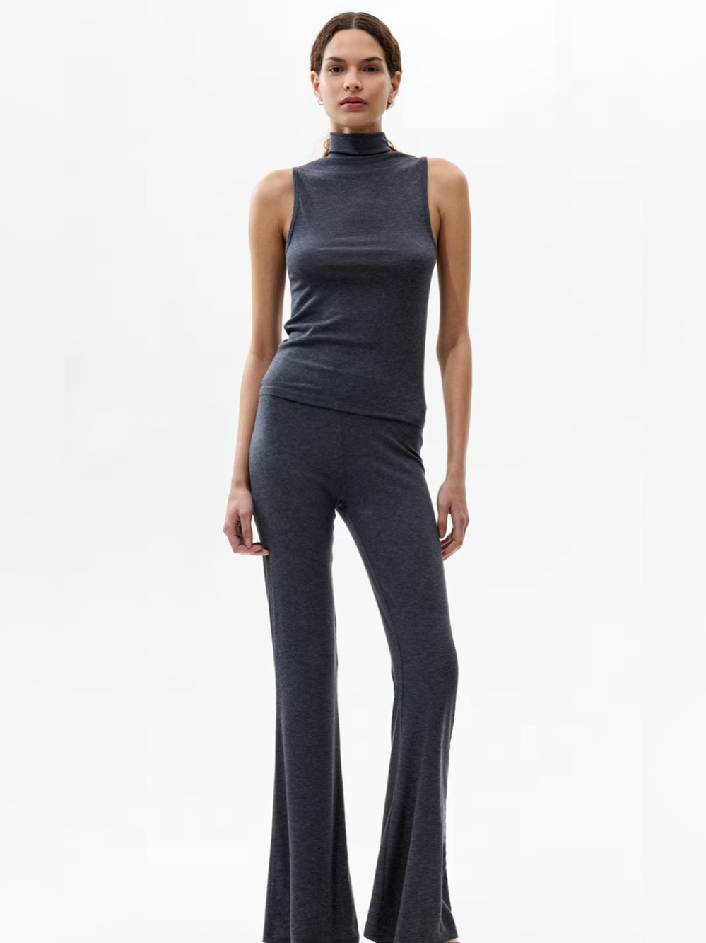 Set of Sleeveless Mock Neck & Flared Pants in Charcoal Gray